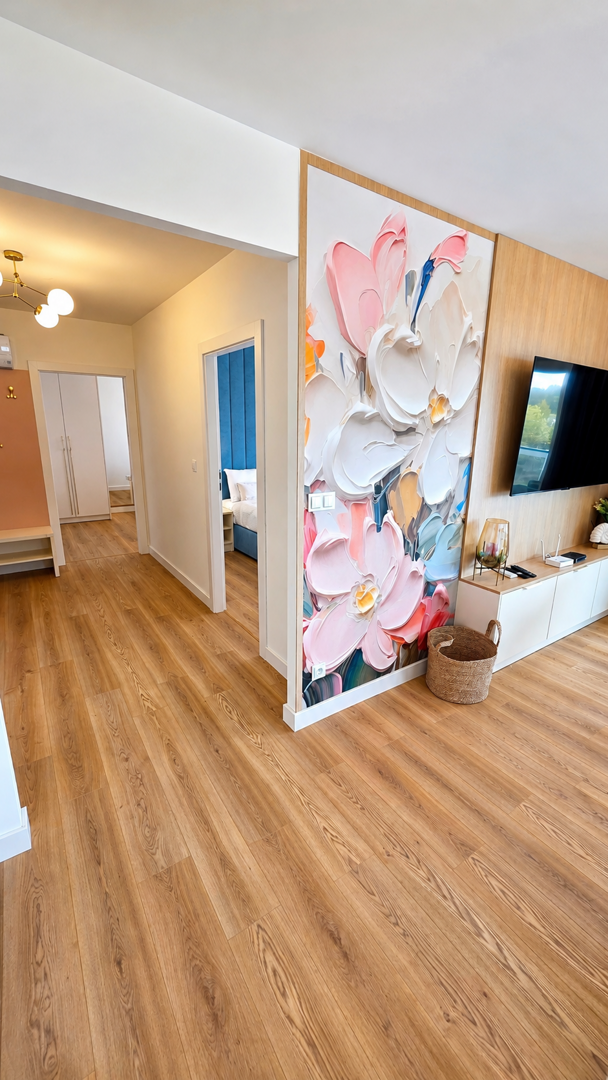 Złota Plaża Apartament kwiecisty z widokiem na jezioro