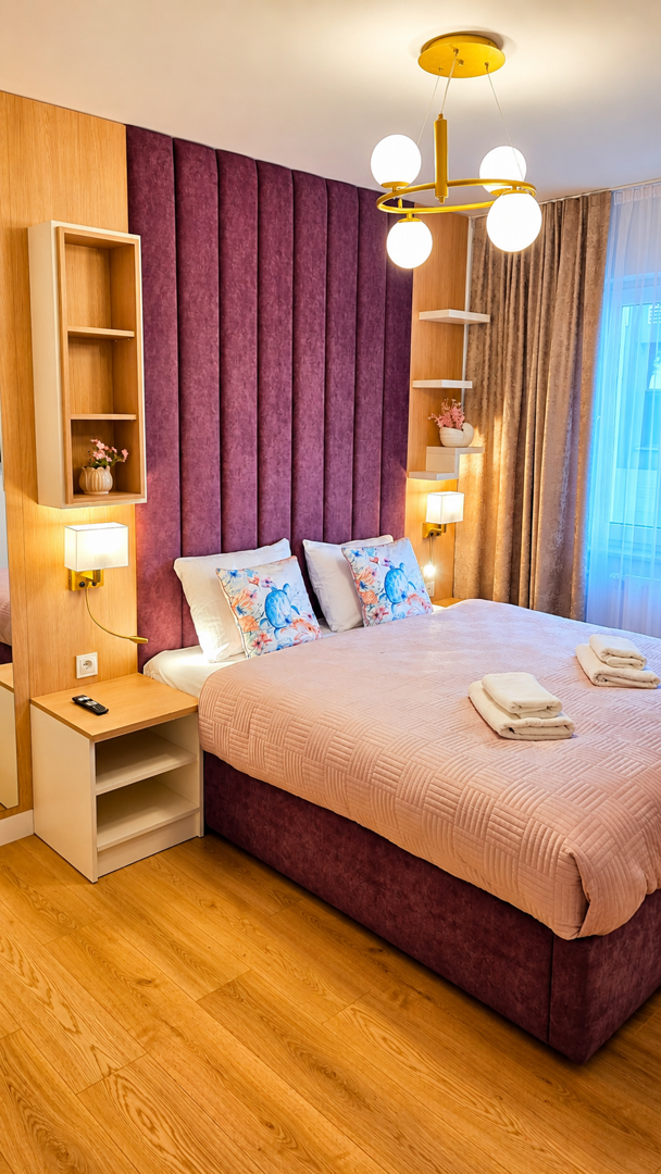 Złota Plaża Apartament kwiecisty z widokiem na jezioro